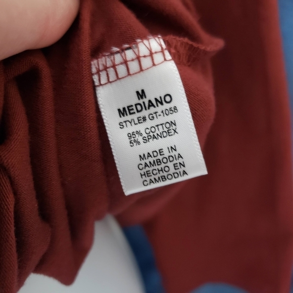 Zenana Medium Rust Orange Long Sleeve Shirt Basic Tee Top V-neck Terracotta - Picture 6 of 6